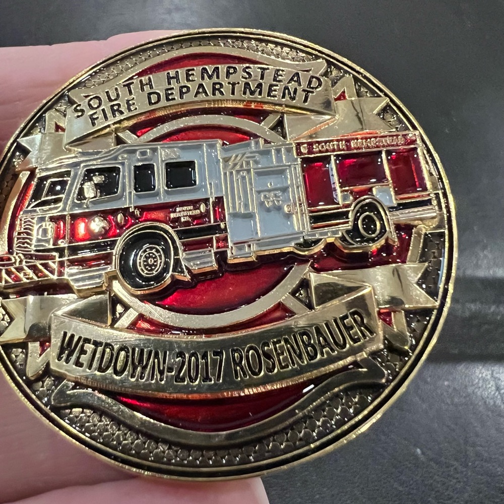 Challenge Coin - South Hempstead, New York Fire Department - Picture 5 of 8